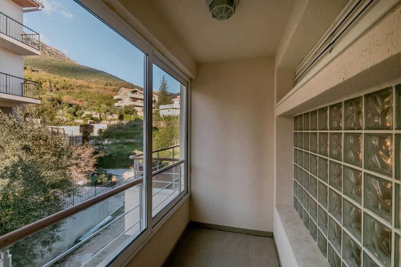 Apartments Rivijera Herceg Novi Exterior photo