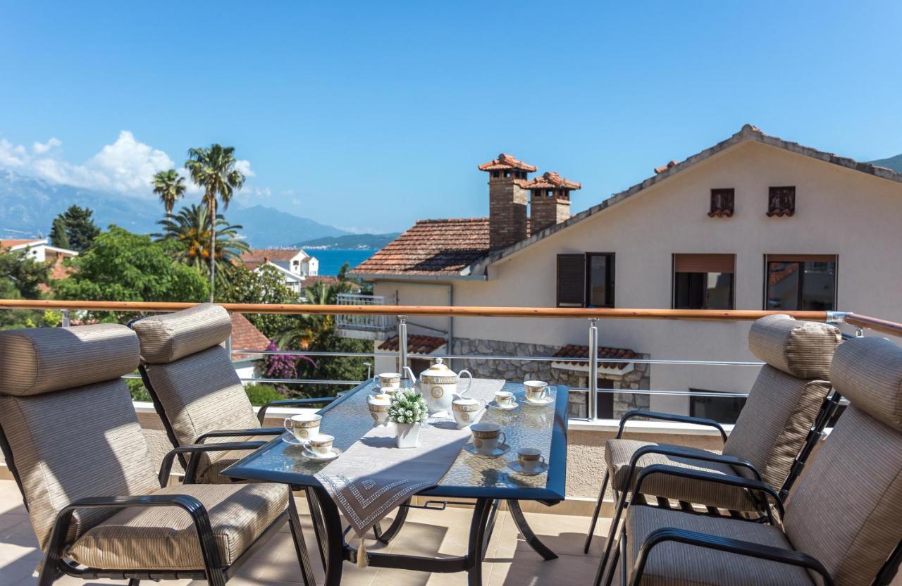 Apartments Rivijera Herceg Novi Exterior photo