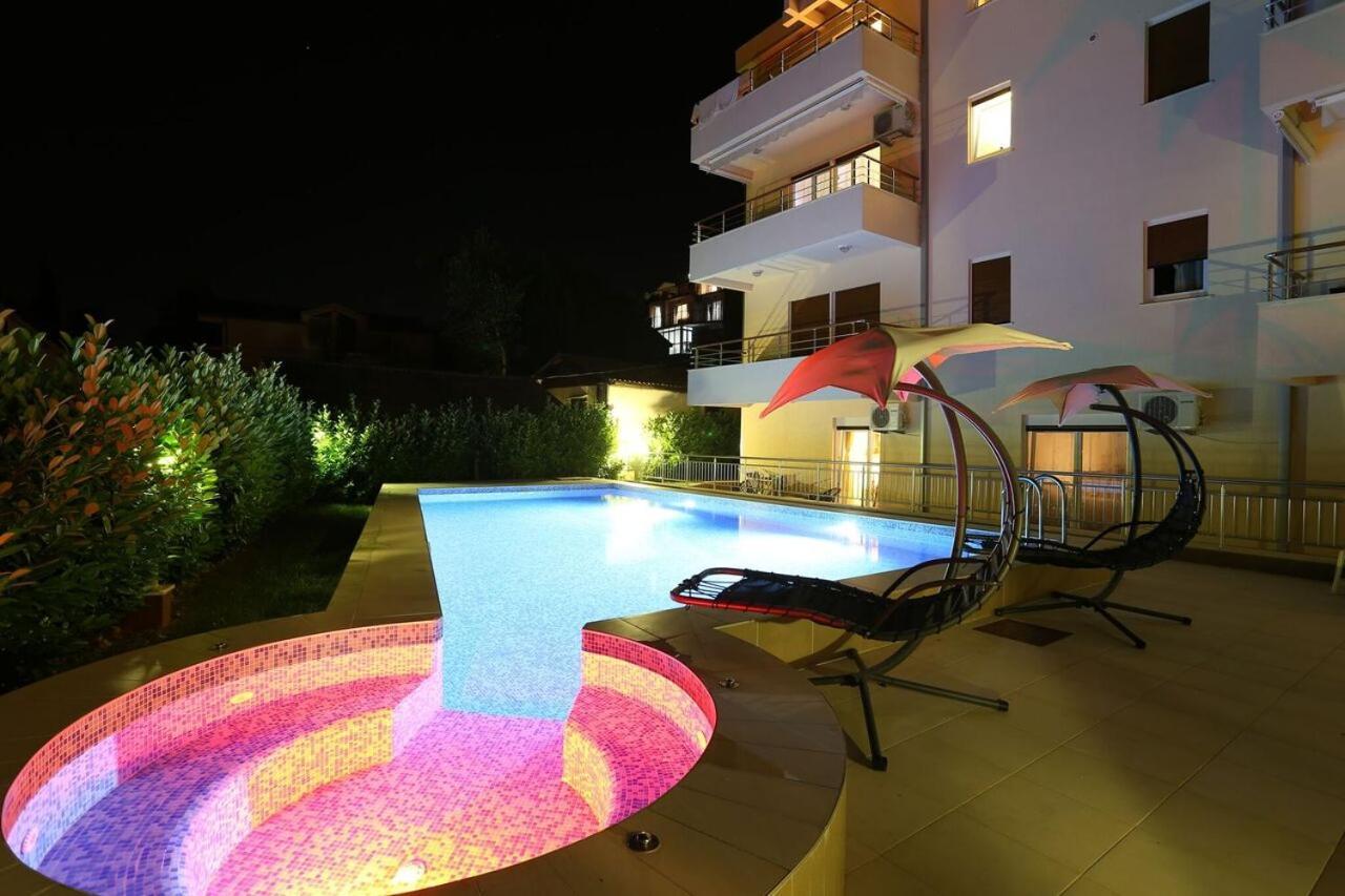 Apartments Rivijera Herceg Novi Exterior photo